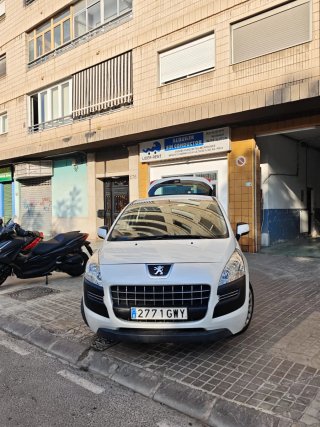 Peugeot 3008 2010