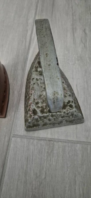 2 Ferri da stiro vintage da collezione