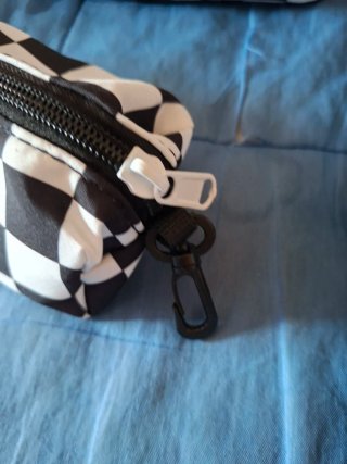 Mochila cuadros rojos y blancos