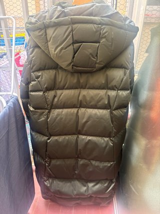 Abrigo Guess Verde Talla L usado solo 1 vez
