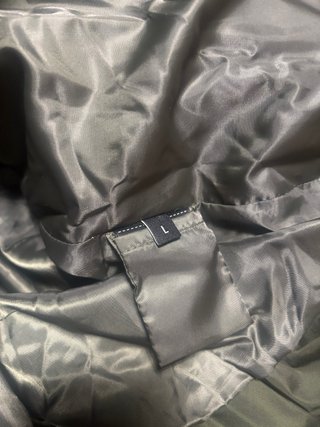 Abrigo Guess Verde Talla L usado solo 1 vez