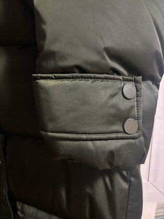 Abrigo Guess Verde Talla L usado solo 1 vez