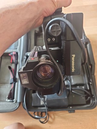 Cámara  Panasonic VHS MOVIE negro