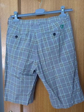 Bermudas Ben Sherman cuadros grises