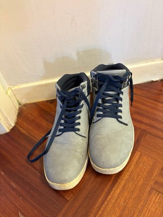 Zapatos Inside grises y negros