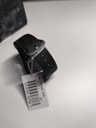 **CASIO G-SHOCK 5600UE-1ER NEGRO**