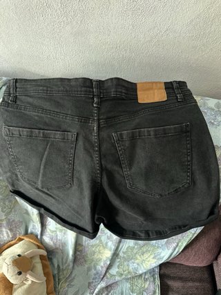 Shorts vaqueros negros Bershka Talla 44