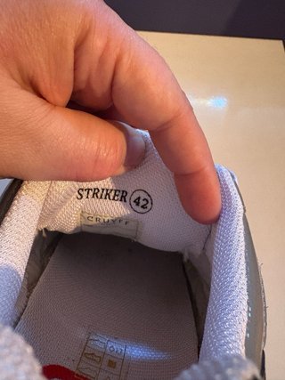 Zapatillas Cruyff grises y blancas