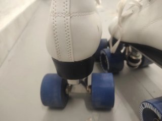 Patines Bota Blancos Boomerang talla 38.