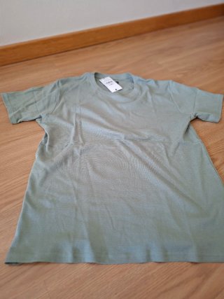 Cazadora, chaleco y camiseta
