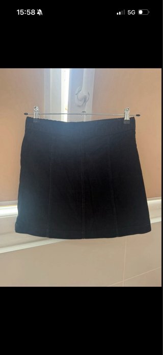 Falda mini H&M negra de pana Talla 38