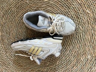 Zapatillas Adidas Response CL Beige/Blanco