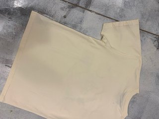 Camiseta Gucci Beige con Estampado de Limón