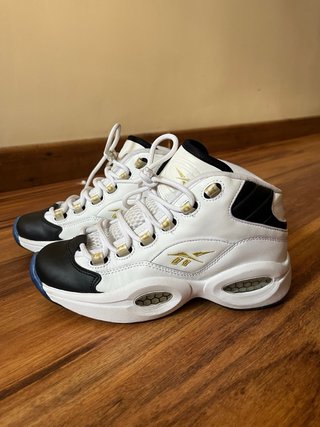 Reebok Question Mid Negra Clásicas