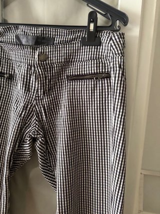 Pantalones Guess a cuadros