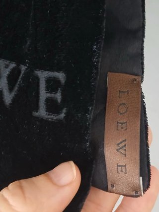 Chal Loewe Terciopelo/Seda Negro
