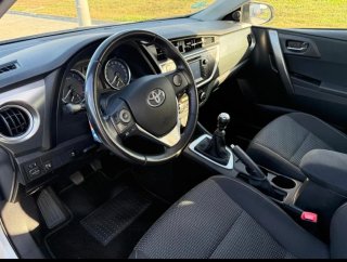 Toyota Auris 1.6i 132CV, Año 2015. 59000Km!!