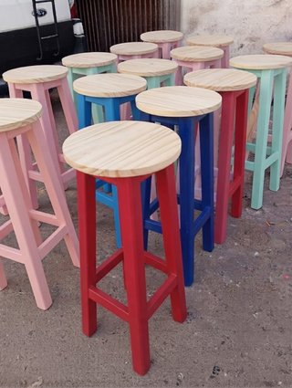 Taburetes Altos Madera Bar (6 minimo)