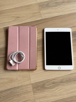 iPhone 13 mini 128GB Rosso + iPad Mini 5 + AirPods