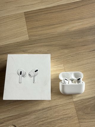 iPhone 13 mini 128GB Rosso + iPad Mini 5 + AirPods