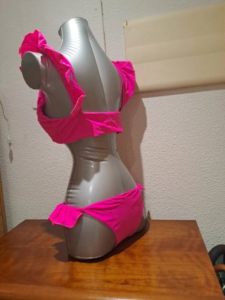 Bikini Fucsia Volantes Talla L
