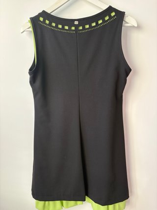 Vestido Denny Rose negro detalles troquelados, T.M