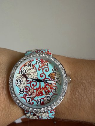 Reloj de pulsera con mariposas( sin pila)