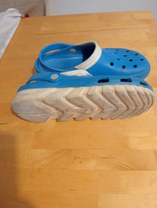 Zuecos Crocs Azules