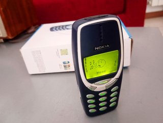 Nokia 3310 + Batteria + Caricabatterie + Scatola