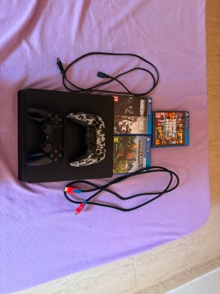Pack PS4: Consola, Mandos y Juegos