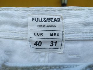 Pantalón corto Pull&Bear blanco