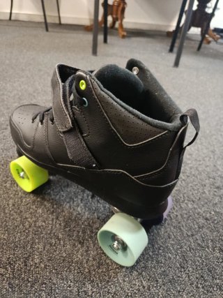 Patines Oxelo 4 Ruedas Negros