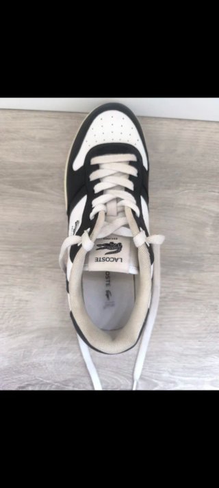 Zapatillas Lacoste Negras y Blancas