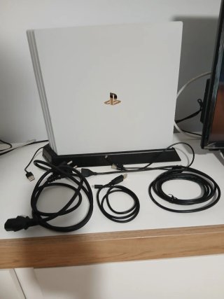PS4 Pro 1TB SSD Blanca