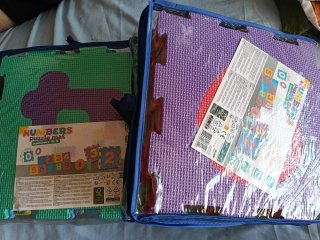 Puzzle suelo goma EVA números 0-9 20 piezas.