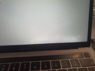 Macbook Pro 13" M1 Reparar Piezas