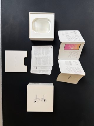 Caja vacía AirPods Pro, manuales y plastico