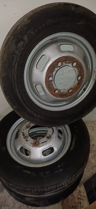 Llanta Iveco Daily 195/75 R16 Doble Rueda