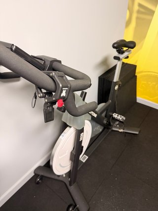 Bicicleta Estática BODYTONE DS25