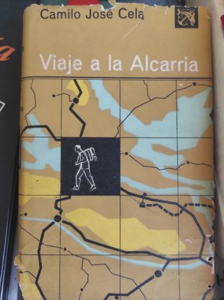 LIBROS DE CAMILO JOSÉ CELA FIRMADOS