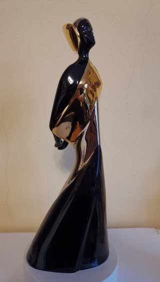 FIGURA DE PORCELANA GALOS