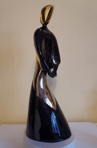 FIGURA DE PORCELANA GALOS