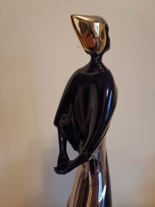 FIGURA DE PORCELANA GALOS