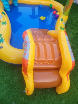 Piscina Infantil Dinosaurio con Tobogán