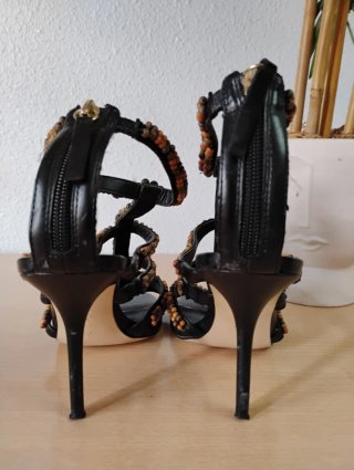 Sandalias Zara Tacon Abalorios Talla 40