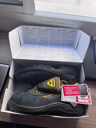 Zapatos Seguridad Panter SUMUN Talla 42 Nuevos