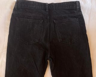 BERMUDAS Y PANTALONES VAQUEROS