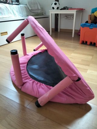 Cama elástica infantil rosa