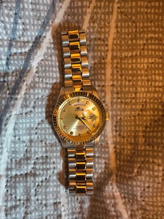 Reloj Lotus Hombre Dorado y Plateado