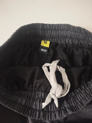 Pantalón corto deportivo hombre negro
